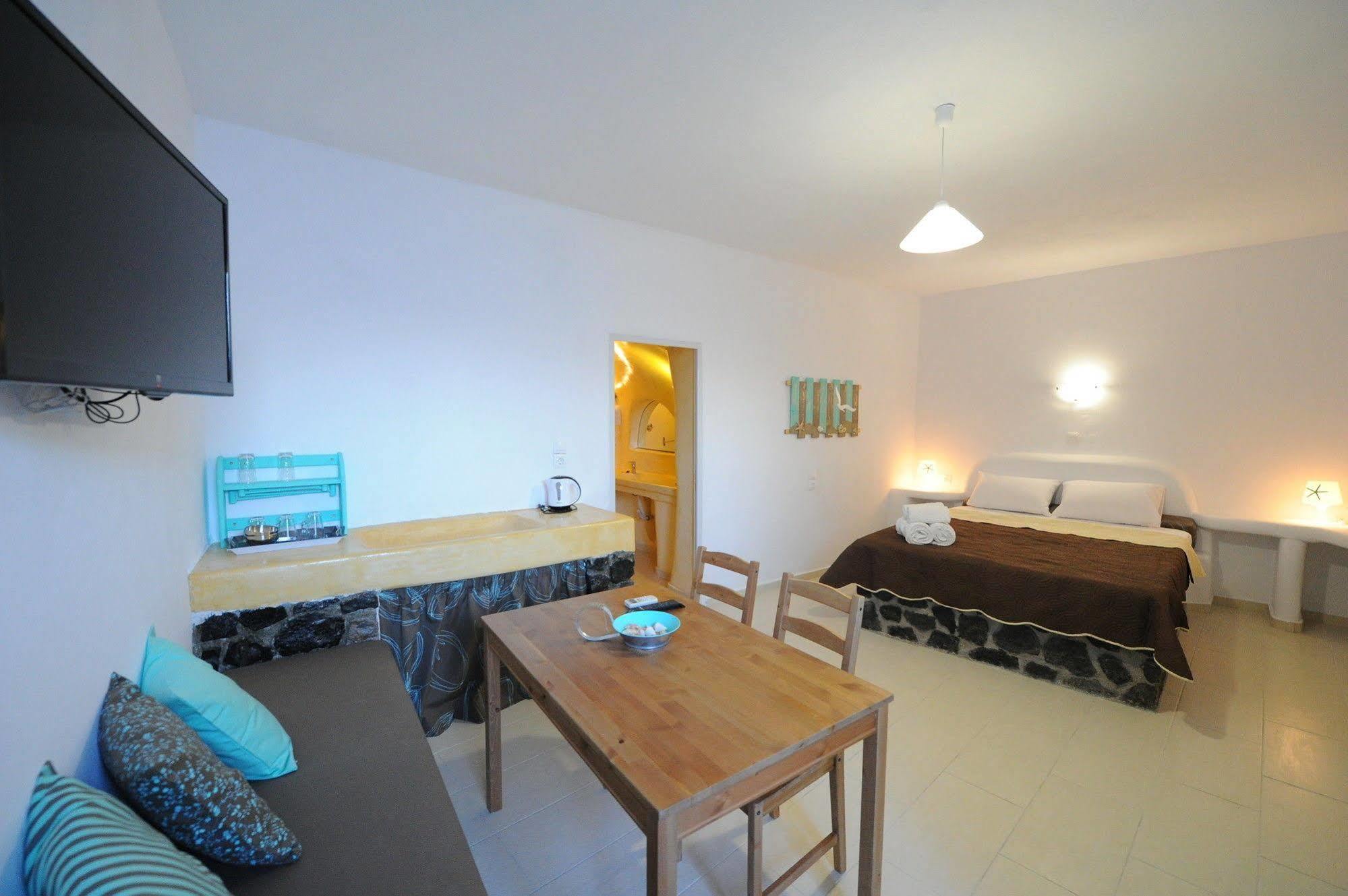 Manias Fira Residences Luaran gambar