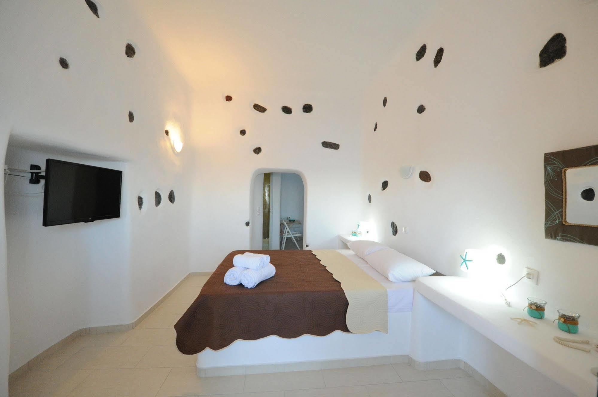 Manias Fira Residences Luaran gambar